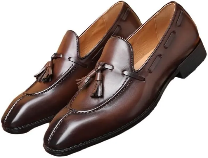 Fashion Large Size Mens Casual Shoes Light Slip on Man Tassels Loafers Designer Leather Moccasins Wedding Party Leather Shoes