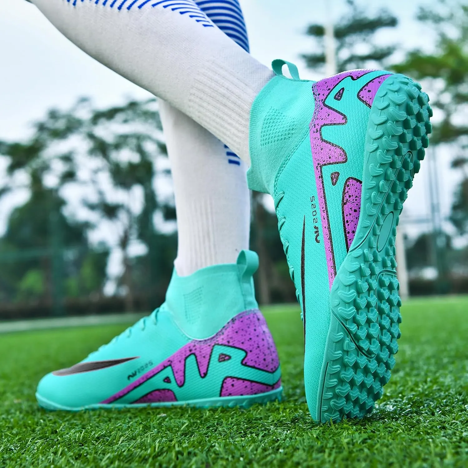 Turf Mens High-Top Soccer Cleats Womens Football Shoes for Boys Girls Beginners Lightweight Youth Professional Indoor Outdoor Black Purple Pink Beige